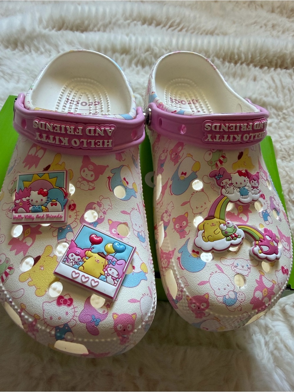 CROCS hello kitty and friends - Picture 2 of 4